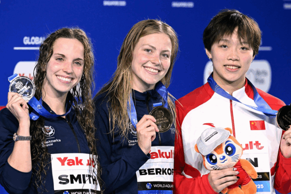 La Chine remporte deux bronzes, Popovici établit un record du 100m nage libre La Chine remporte deux bronzes, Popovici établit un record du 100m nage libre