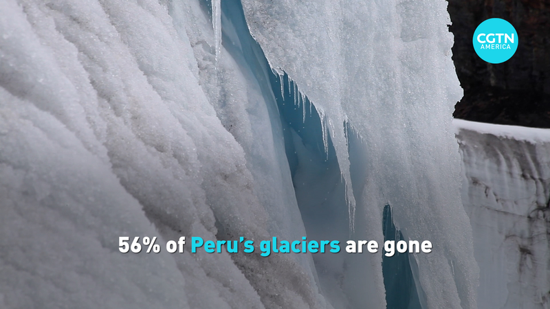 Les glaciers des Andes au Pérou disparaissent : Une crise de l'eau imminente video poster