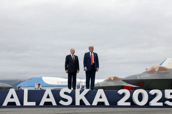 Sommet en Alaska : étapes symboliques, pas de percée pour l’Ukraine Sommet en Alaska : étapes symboliques, pas de percée pour l'Ukraine