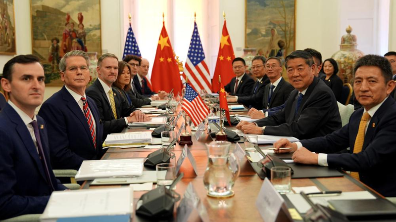 La Chine et les États-Unis reprennent les négociations commerciales à Madrid pour le deuxième jour La Chine et les États-Unis reprennent les négociations commerciales à Madrid pour le deuxième jour