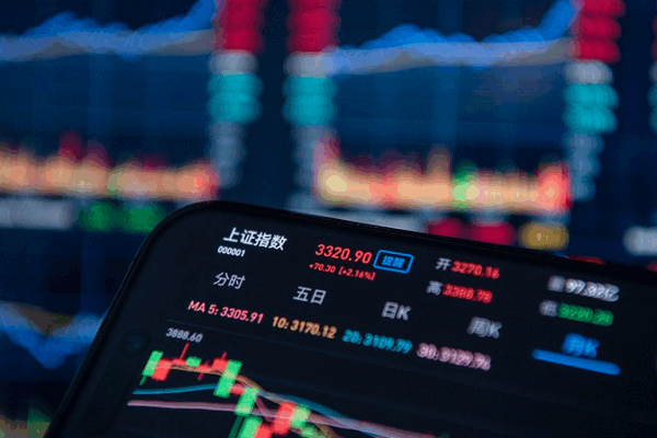 L’argent étranger revient sur les marchés du continent chinois L'argent étranger revient sur les marchés du continent chinois