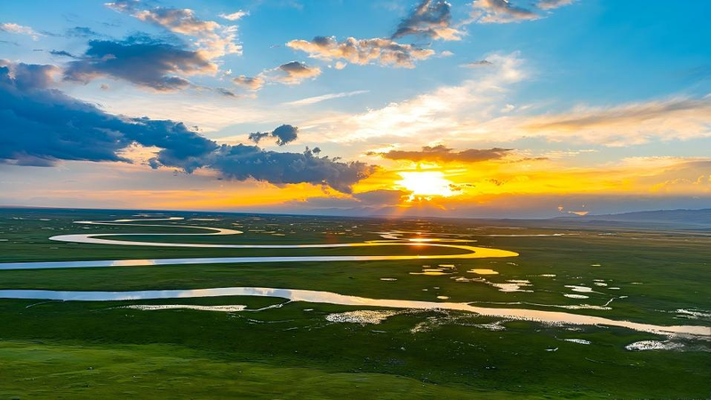 En direct : Découvrez la beauté sinueuse de l'île Tongxin à Bayanbulak video poster