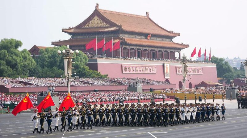 Chambres d'écho contre le 80e défilé du V-J de la Chine