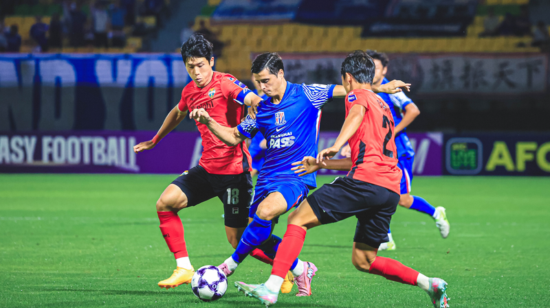 Gangwon triomphe 2-1 sur Shanghai Shenhua pour sa première victoire en Ligue des champions de l’AFC Gangwon triomphe 2-1 sur Shanghai Shenhua pour sa première victoire en Ligue des champions de l'AFC