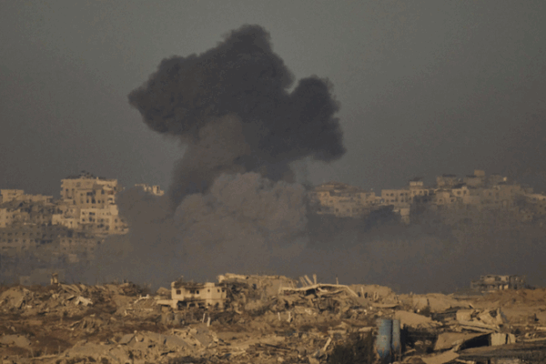 Wang Yi appelle à un cessez-le-feu urgent à Gaza et à la relance de la voie à deux États Wang Yi appelle à un cessez-le-feu urgent à Gaza et à la relance de la voie à deux États
