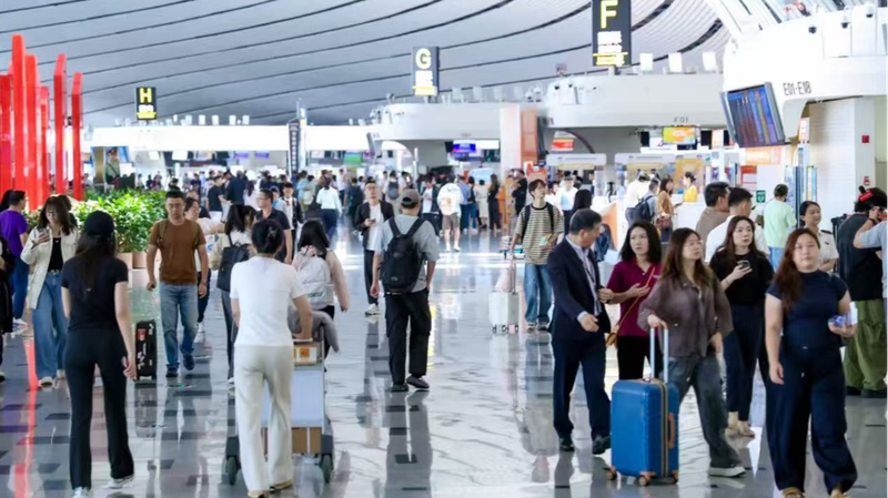 L’aéroport de Daxing à Pékin prévoit 1,3M de voyageurs pendant les vacances L'aéroport de Daxing à Pékin prévoit 1,3M de voyageurs pendant les vacances