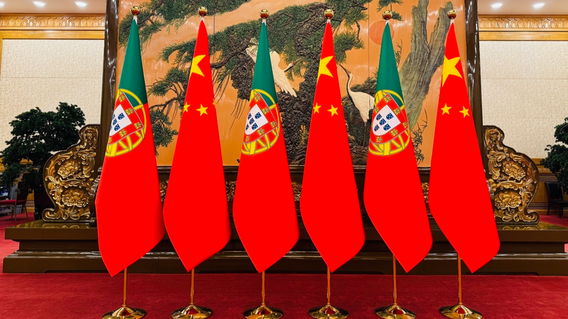Xi Jinping accueille le PM portugais Montenegro pour des discussions à Pékin Xi Jinping accueille le PM portugais Montenegro pour des discussions à Pékin