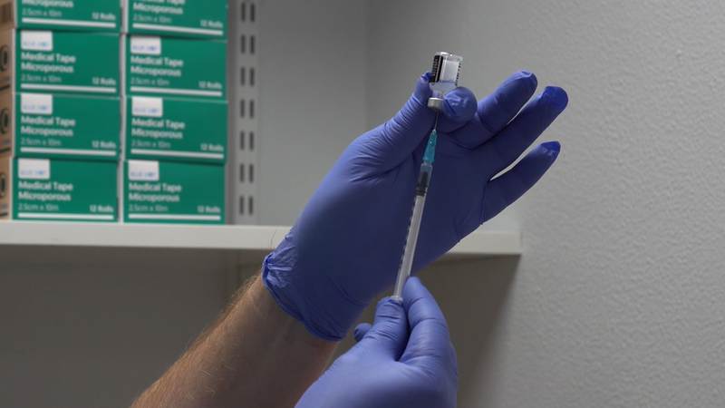 La Floride met fin aux obligations de vaccination infantile, rompant avec les normes mondiales de santé La Floride met fin aux obligations de vaccination infantile, rompant avec les normes mondiales de santé video poster