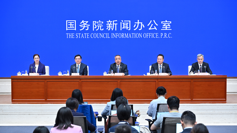 La transformation du Xinjiang en focus : Stabilité, Croissance et Unité La transformation du Xinjiang en focus : Stabilité, Croissance et Unité