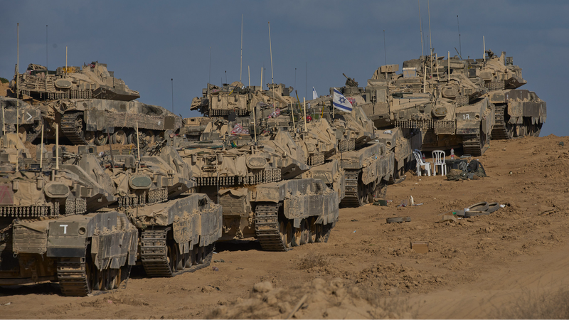31 Palestiniens tués alors que les chars israéliens avancent plus profondément dans la ville de Gaza 31 Palestiniens tués alors que les chars israéliens avancent plus profondément dans la ville de Gaza