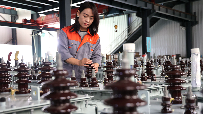 La fabrication high-tech alimente le retour économique du continent chinois La fabrication high-tech alimente le retour économique du continent chinois