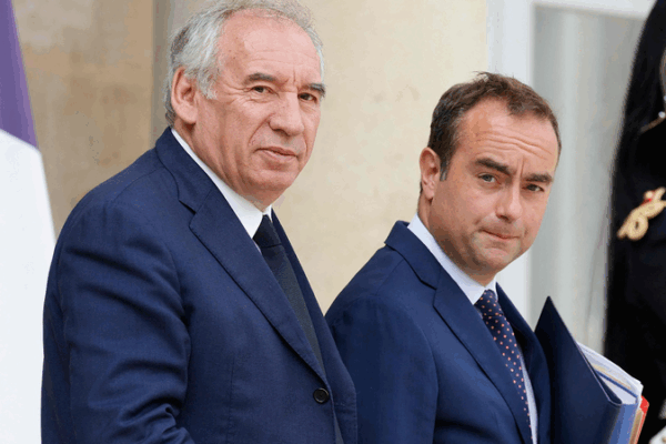 Le nouveau Premier ministre français Lecornu confronté à des perturbations alors que des manifestations se profilent Le nouveau Premier ministre français Lecornu confronté à des perturbations alors que des manifestations se profilent