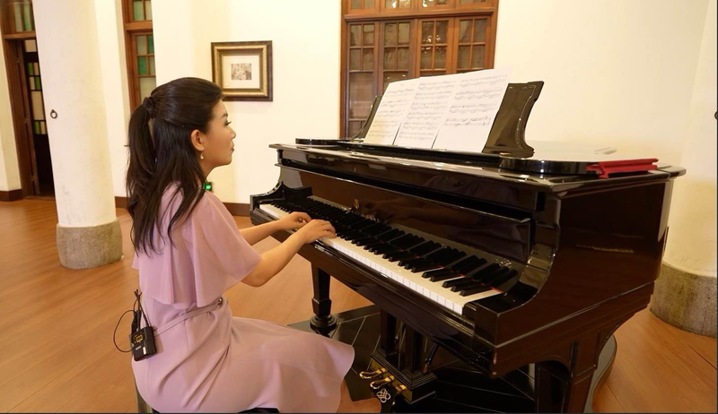 Un Steinway centenaire à Tianjin joue des chefs-d’œuvre chinois modernes Un Steinway centenaire à Tianjin joue des chefs-d'œuvre chinois modernes video poster