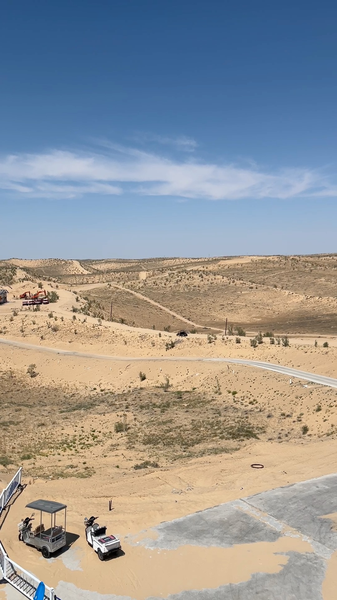 Gurbantunggut : À l’intérieur du désert humide époustouflant du Xinjiang Gurbantunggut : À l'intérieur du désert humide époustouflant du Xinjiang video poster