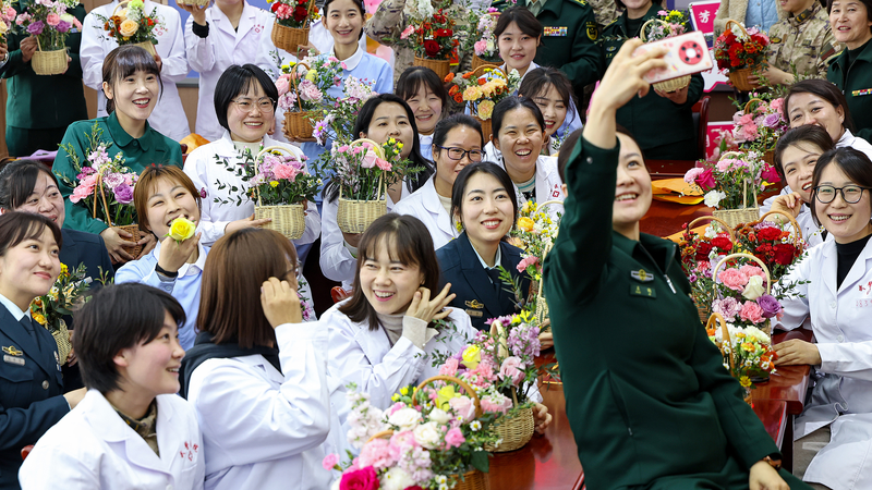 La Chine continentale publie un livre blanc sur le développement des femmes La Chine continentale publie un livre blanc sur le développement des femmes