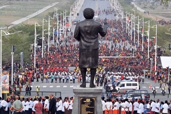 L’envoyé de Chine célèbre le 50e anniversaire de l’indépendance de la PNG L'envoyé de Chine célèbre le 50e anniversaire de l'indépendance de la PNG