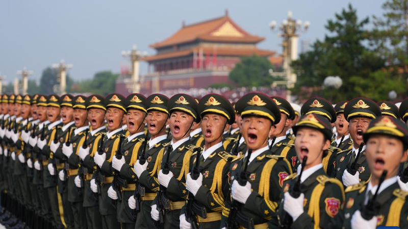 Xi Jinping félicite les troupes après le défilé du 80e anniversaire Xi Jinping félicite les troupes après le défilé du 80e anniversaire
