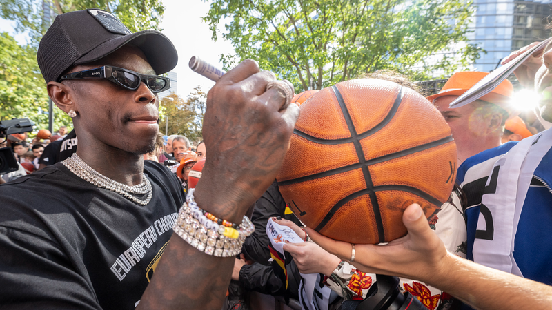 L'Allemagne remporte l'EuroBasket 2025 alors que Schroder fête ses 32 ans