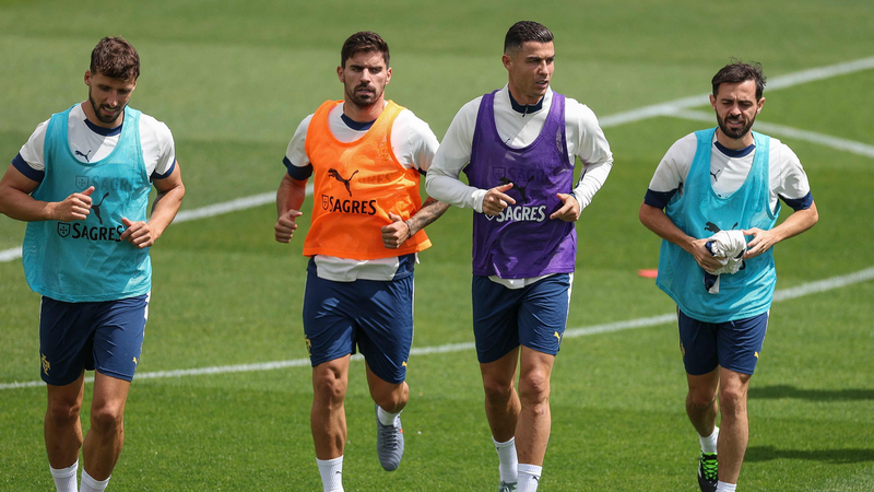 Ronaldo conduit le retour du Portugal alors que les qualifications pour la Coupe du Monde approchent Ronaldo_conduit_le_retour_du_Portugal_alors_que_les_qualifications_pour_la_Coupe_du_Monde_approchent