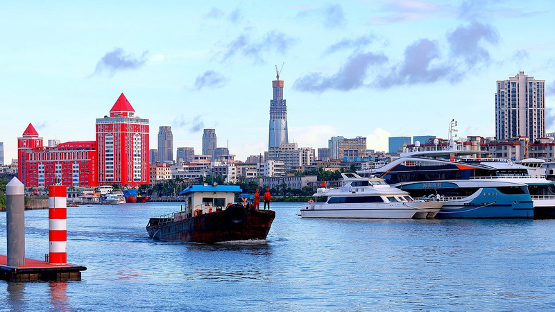 Super_Typhon_Ragasa_frappera_le_Guangdong_mercredi