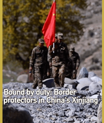 Gardiens au pic Tomur : à l’intérieur des protecteurs des frontières du Xinjiang Gardiens au pic Tomur : à l'intérieur des protecteurs des frontières du Xinjiang video poster