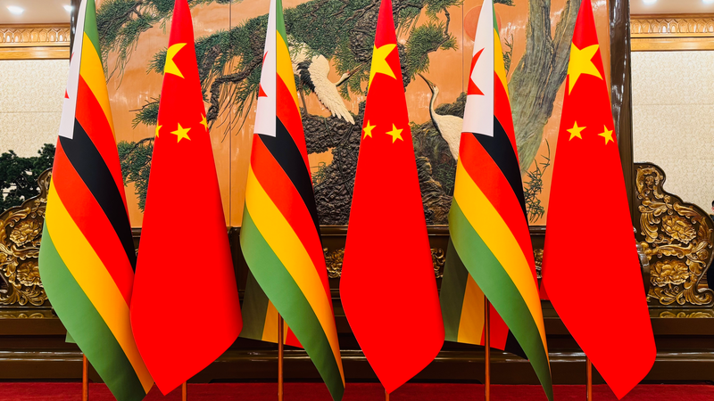 Xi Jinping accueille le président du Zimbabwe à Pékin Xi Jinping accueille le président du Zimbabwe à Pékin
