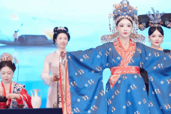 L'art du thé infuse dans la révolution des compétences professionnelles en Chine continentale