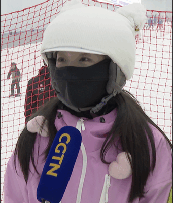 Shenzhen dévoile la plus grande station de ski intérieure au monde Shenzhen dévoile la plus grande station de ski intérieure au monde video poster