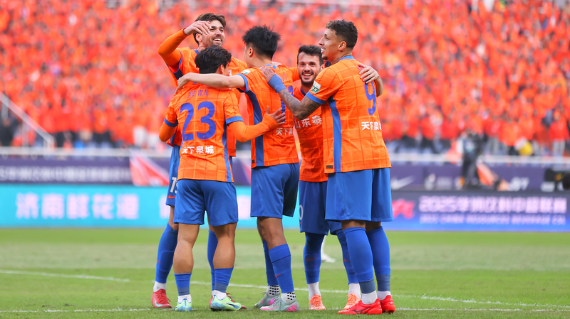 Shandong stupéfie Shanghai Port dans une confrontation palpitante pour le titre CSL