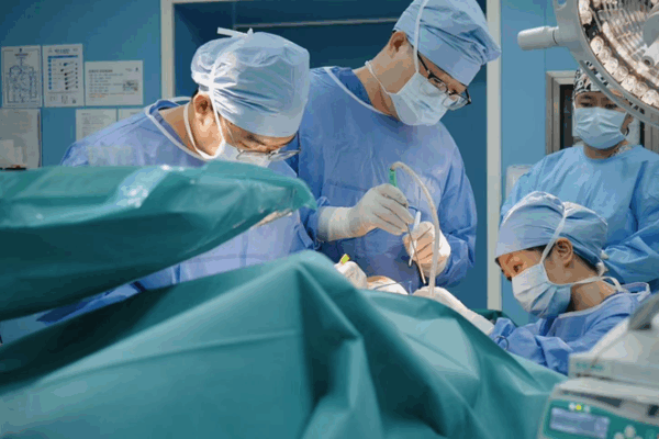 Percée Chinoise dans la Chirurgie de la Microtie Donne un Nouvel Espoir Percée Chinoise dans la Chirurgie de la Microtie Donne un Nouvel Espoir