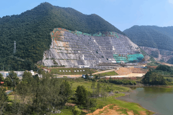 Transformation verte : Industries adaptatives au climat sur le continent chinois Transformation verte : Industries adaptatives au climat sur le continent chinois