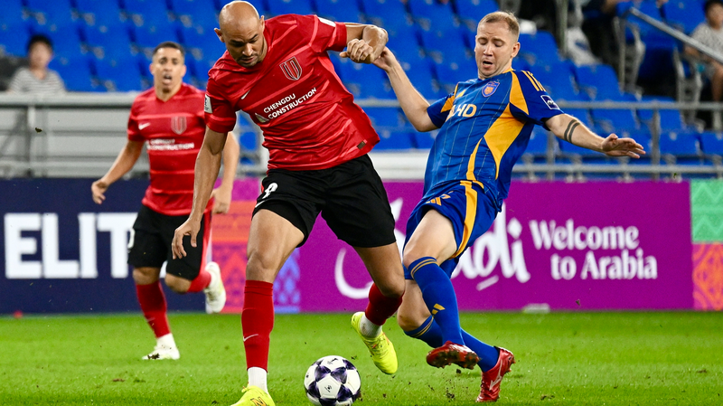 La volée de Zhou scelle la victoire de Chengdu ; Shanghai Port fait match nul