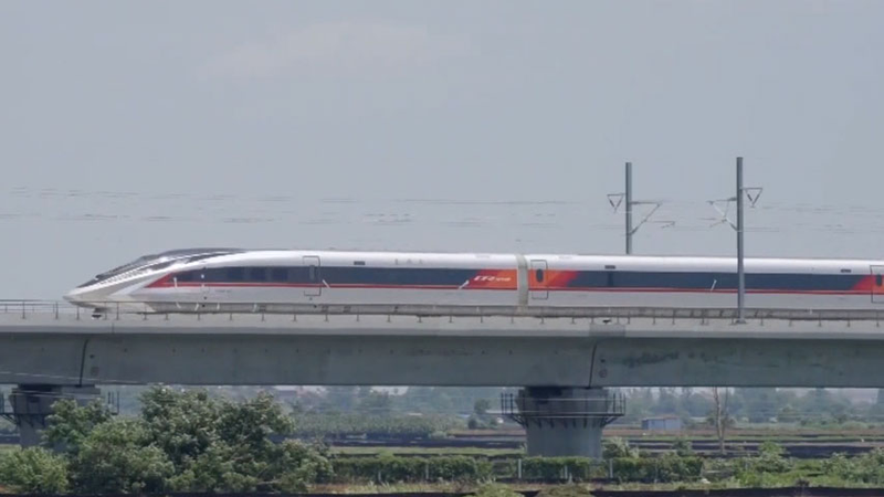 CR450 : Course vers 450 km/h dans le train à grande vitesse du continent chinois
