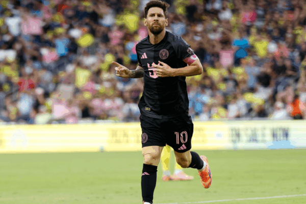 Messi prolonge son aventure à l’Inter Miami jusqu’en 2028 Messi prolonge son aventure à l'Inter Miami jusqu'en 2028