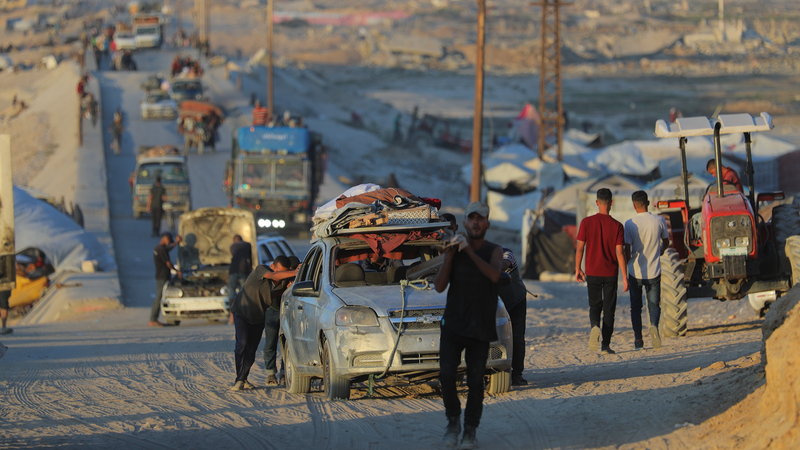 Israël ferme la route de Gaza, bloquant le retour des Palestiniens déplacés