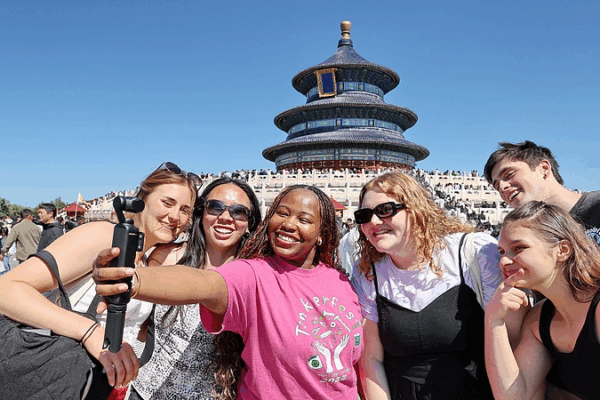 Les visites sans visa vers la Chine continentale augmentent de 48,3 % au troisième trimestre 2025 Les visites sans visa vers la Chine continentale augmentent de 48,3 % au troisième trimestre 2025