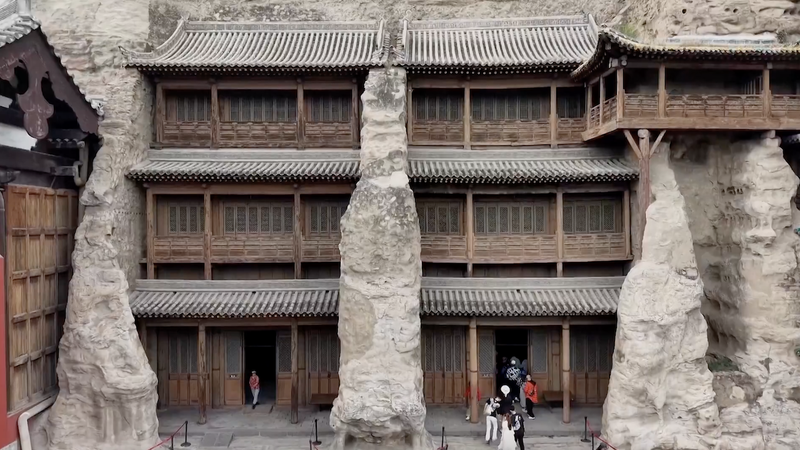 Les grottes 7 et 8 de Yungang rouvrent après restauration numérique video poster