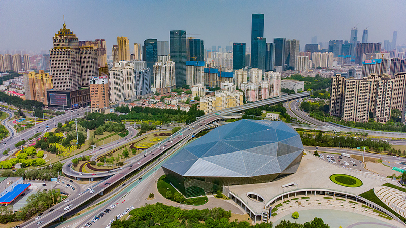 Le point de repère en diamant de Shenyang relie la Corée du Sud et la Chine continentale video poster