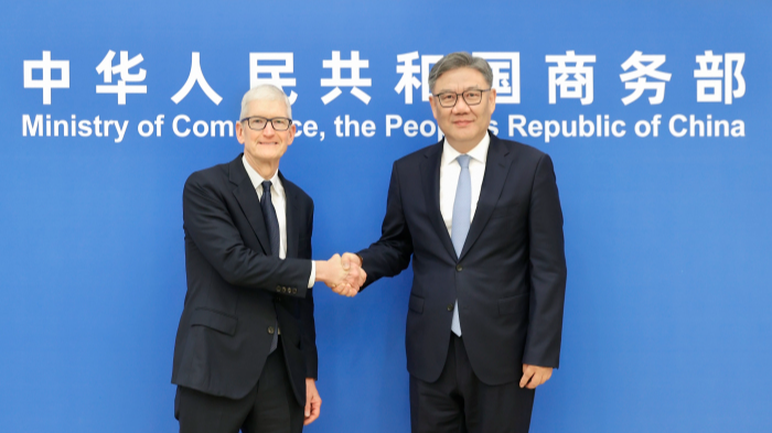 Le ministre du Commerce de Chine et Tim Cook harmonisent le commerce à Pékin Le ministre du Commerce de Chine et Tim Cook harmonisent le commerce à Pékin