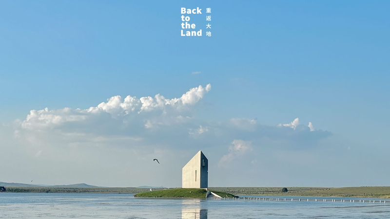 Laoli_Lake__Un_miroir_de_cristal_des_prairies