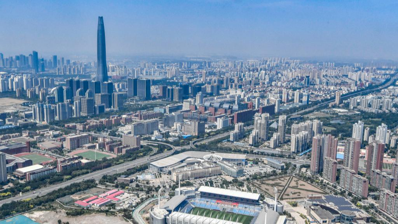 Le_15e_plan_quinquennal_de_la_Chine___Alimenter_la_fabrication_avec_la_technologie