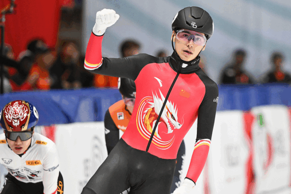 La dernière poussée de Liu Shaoang assure l’or du relais mixte pour la Chine à Montréal La dernière poussée de Liu Shaoang assure l'or du relais mixte pour la Chine à Montréal