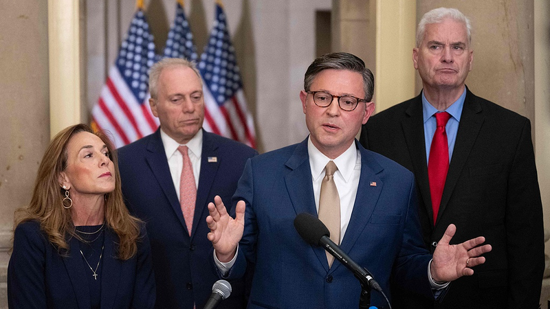 Fermeture : Trump menace de licenciements massifs pour forcer la main des démocrates Fermeture : Trump menace de licenciements massifs pour forcer la main des démocrates