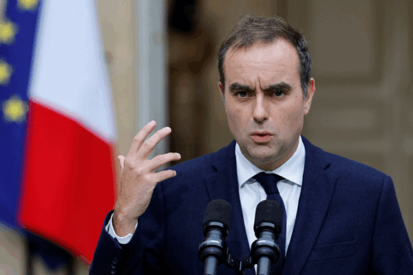 Le PM français réduit les indemnités des ministres dans un effort d’économie budgétaire Le PM français réduit les indemnités des ministres dans un effort d'économie budgétaire