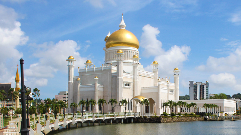 Mosquée Omar Ali Saifuddien : Icône de la modernisation de Brunei Mosquée Omar Ali Saifuddien : Icône de la modernisation de Brunei