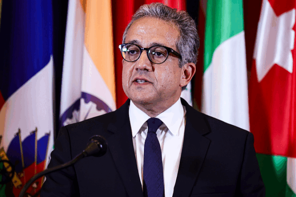 Khaled El-Enany d’Égypte nominé comme unique candidat au poste de directeur général de l’UNESCO Khaled El-Enany d'Égypte nominé comme unique candidat au poste de directeur général de l'UNESCO