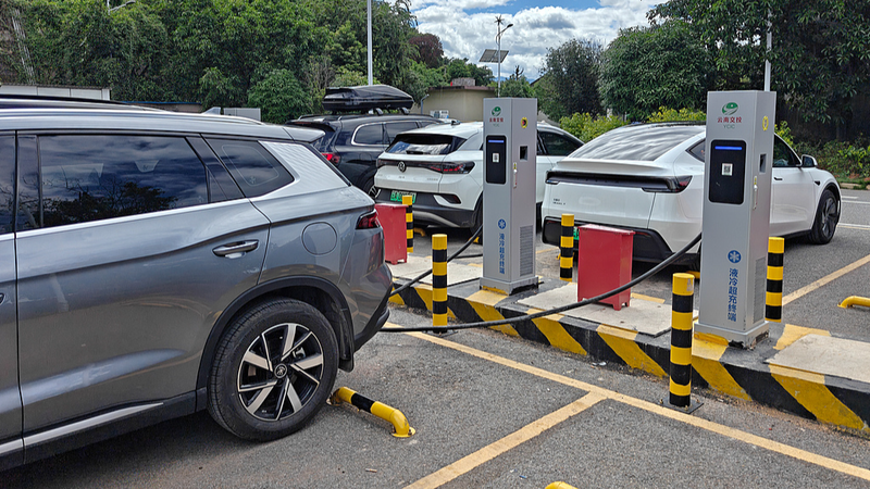 Recharge record de VE sur les autoroutes de la Chine continentale pendant les vacances de la fête nationale Recharge record de VE sur les autoroutes de la Chine continentale pendant les vacances de la fête nationale