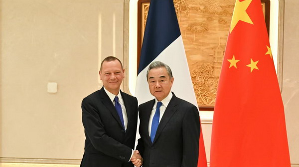 La Chine et la France renforcent leurs liens lors du 27e Dialogue stratégique