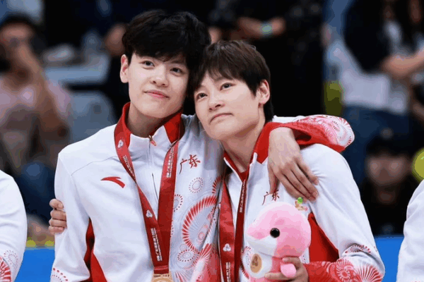 Guangdong remporte l'or en basket-ball féminin avec une victoire 74-68 sur le Sichuan