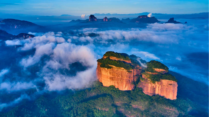 L'IMTA ajoute huit nouveaux sommets à la liste 'Montagnes de tourisme célèbres dans le monde'